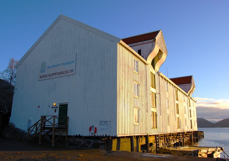 Fil:Milnbrygga Kristiansund.jpg