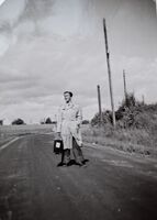 Modolf Westli, Hjellumkrysset 1949. Torshov gård i bakgrunnen.