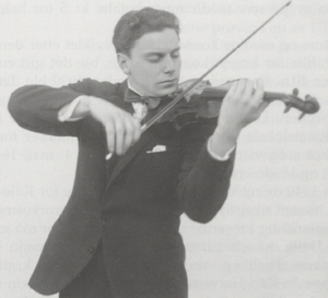 Mons Michael Lie.png