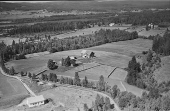 Monsrud gnr. 3 25, Hov, Kongsvinger kommune 1957.jpg
