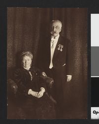 Morten Michael Kallevig (f. 1842), konsul og næringsdrivende i Arendal, og kona Wilhelmine Petrea Franziska Skrike. Foto: Ukjent / Nasjonalbiblioteket