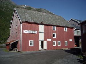 Mosjoeen Mjaavatn-brygga.jpg