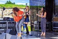 Maria «Lotus» Karlsen på Kontraskjæret 1. juni 2013. Foto: Leif-Harald Ruud