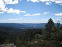 Utsikt sørøstover mot Hokksund og Drammensdalen.