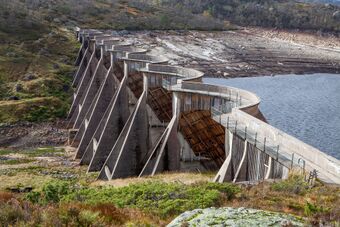 Nåvatn I flerbuedam.jpg