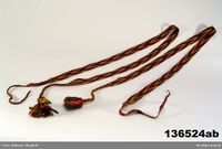 Guosaga (skoband i granmønster) for kvinne, "Mavasvuoma" i Arjeplog, innk. NM 1920. Foto: Elisabeth Eriksson / Nordiska museet