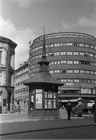 Lilletorget med Brugata 15 i 1938.