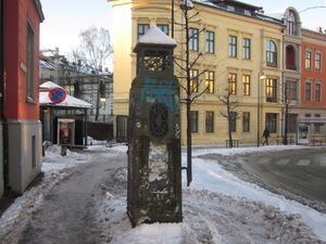 Nedstigningstårn Harald Hårdrådes plass Oslo 2012.jpg