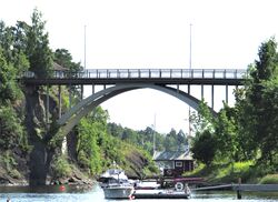 Dagens bro over Grønsund er fra 1957, her fotografert i 2020. Foto: Stig Rune Pedersen