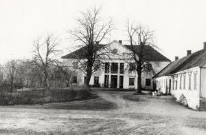 Nes herregård, Østfold - Riksantikvaren-T013 01 0018.jpg