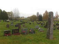115. Nes kirkegård i Akershus 2012.jpg
