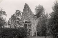 54. Nes kirkeruin, Akershus - Riksantikvaren-T041 01 0043.jpg