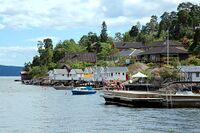Hellvik brygge en lørdag i juni. Foto: Leif-Harald Ruud (2019).