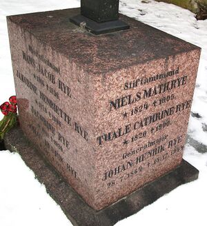 Niels Mathias Rye gravminne.jpg