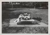Nansens grav i 1937 Foto: Henriksen & Steen