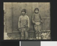 To inuittgutter, ukjent dato.
