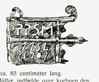 Fløy fra kirketårnet med Peder Pederssøn Müllers initialer. Fra boka Nesodden herred, utgitt 1924.