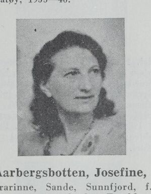 No-nb digibok 2011112308149 0727 2.jpg