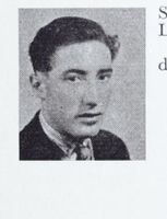 Gardbruker Ola Stensrud, født 22. mars 1925 på Lesjaverk. Formann og skihopper for Lesjaverk idrettslag. Foto fra Norske skiløpere : skihistorisk oppslagsverk i 5 bind : Østlandet Nord, utg. 1955.