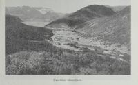 Naustdal. Det Norske næringsliv. 14 : Sogn og Fjordane fylkesleksikon, 1953.