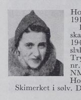 Aslaug Tveito Holmen, husmor og opprinnelig fra Lom. Slalåmkjører. Foto: Ranheim: Norske skiløpere