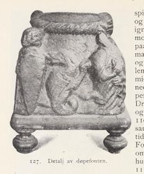 Detalj fra døpefonten. Fra Nøtterø, utgitt 1922.