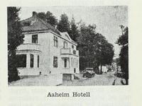 Åheim Hotell, truleg på 1940-talet. (Sætherskar, 1949)