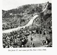 17. mai-renn på Ola Narr i 1948. Illustrasjon fra boken "Norske skiløpere", 1960.