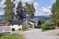 Utsikt mot Norsjø fra Tollastubben på Ulefoss. Foto: Roy Olsen (2018).