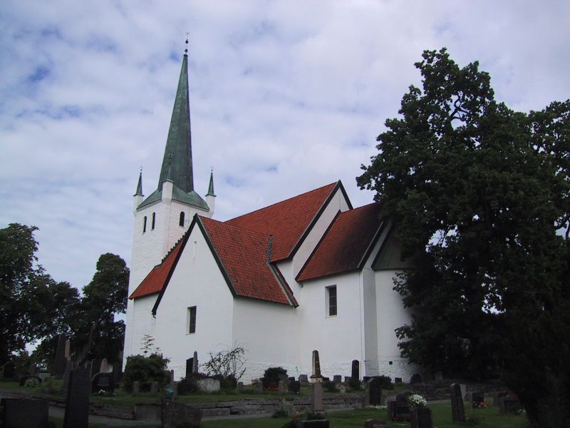 Fil:Norderhov kirke.JPG