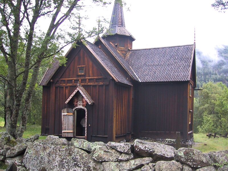 Fil:Nore stavkirke.jpg