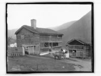 103. Norge. Gamle Huse. Gudbrandsdalen - NB MS G4 0312.jpg