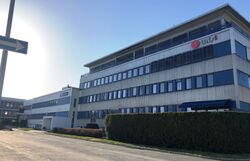 Norsar holder til i den innerste av bygningene. Foto 2021 Steinar Bunæs.