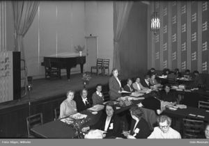 Norske Kvinners Nasjonalråd møte 1952.jpg