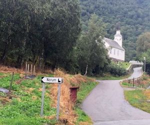 Norum kyrkje 2015.jpg