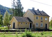 Norefjord stasjon (holdeplass) på Numedalsbanen. Foto: Stig Rune Pedersen
