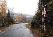 Krysningspunkt, fv 116 og Numedalsbanen, vest for Kravikfjorden. Foto: Stig Rune Pedersen