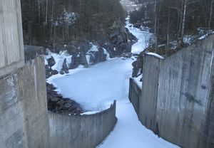 Numedalslågen nedenfor Kjerredammen i Rollag kommune.JPG