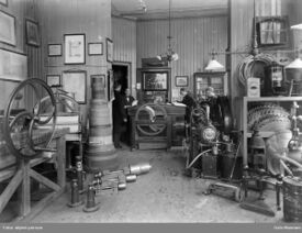 Fra salgskontoret i Stenersgata 1. Foto: Marie Gleditsch/Oslo Museum (1900–1905).