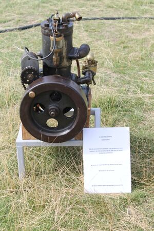 O Nesting Fabrik totaktsmotor.JPG