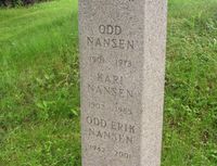 Odd Nansen er gravlagt på Haslum kirkegård i Bærum. Foto: Stig Rune Pedersen (2012).