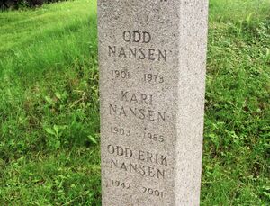 Odd Nansen gravminne.jpg