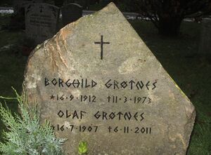 Olaf Grøtnes gravminne Oslo.jpg