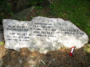 Olaf Helset familiegravminne Oslo.jpg
