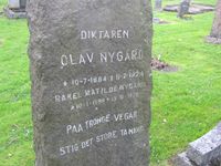 Landsmålsdikteren Olav Nygards gravminne på Østre Aker kirkegård. Foto: Stig Rune Pedersen