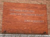 Detalj fra endevegg, Olav Nygards veg 8, sitat fra Nygard-dikt. Foto: Stig Rune Pedersen