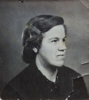 Olava Westli - 18 år i 1938. Fotograf, Hamar.