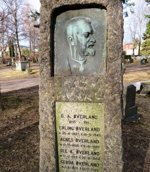 Ole Andreas Øverland familiegravJPG.jpeg