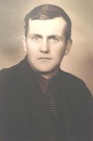 Gardbruker Ole Blikseth (1905-54), gift med Borghild Haagensen.