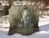 Portrett i bronse av arkitekt Ole Sverre på graven hans på Vestre gravlund i Oslo. Foto: Stig Rune Pedersen